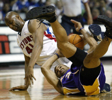 阿媒：埃切韦里想冬窗租回河床，但曼城希望再次租给欧洲球队（阿媒称埃切韦里想冬窗租返河床，曼城更愿将其再租往欧洲球队）