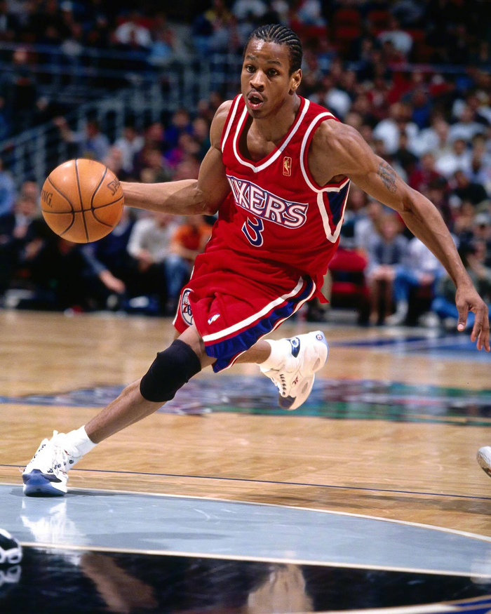 里昂新主帅上任后战术有改善（里昂换帅后战术明显提升）