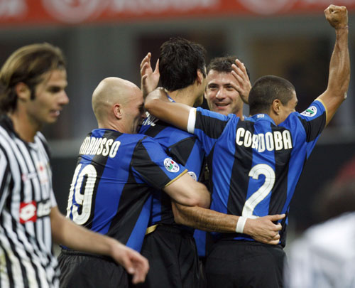 大胜老鹰27分！杜伦：向全联盟宣告我们的目标是总冠军（27分大胜老鹰！杜伦直言：我们剑指总冠军）