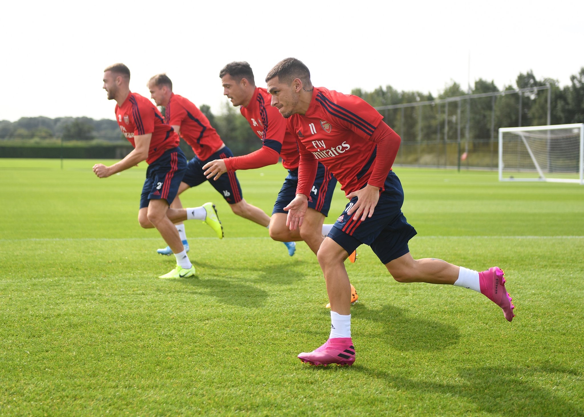 杜兰特篮下强打稳定胜局（杜兰特篮下强攻锁定胜局）