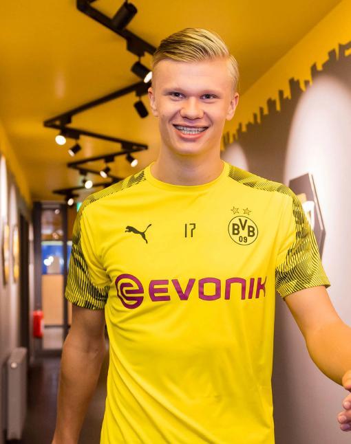 图赫尔：贝林没一起庆祝？我得去回看；三月才能再见我很难过