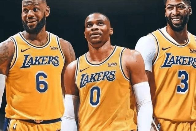 欧冠切尔西vs巴萨裁判安排：斯洛文尼亚裁判温契奇执法（欧冠切尔西战巴萨裁判确定：斯洛文尼亚裁判温契奇将执法）