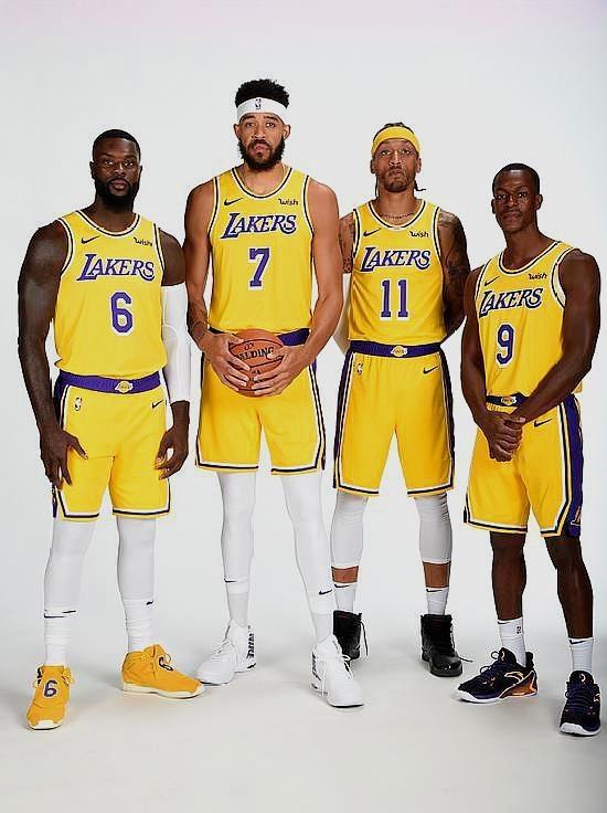 跟队：布伦特福德和桑德兰有意圣地亚哥，但球员想在米兰立足（队记：布伦特福德、桑德兰有意圣地亚哥，球员更愿留米兰争取立足）