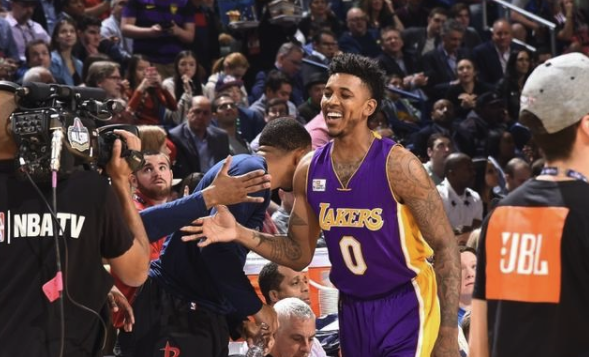 德转：阿森纳考虑明夏追阿德耶米，多特或面临出售球员的压力（德转：阿森纳计划明夏求购阿德耶米，多特或承压出售）