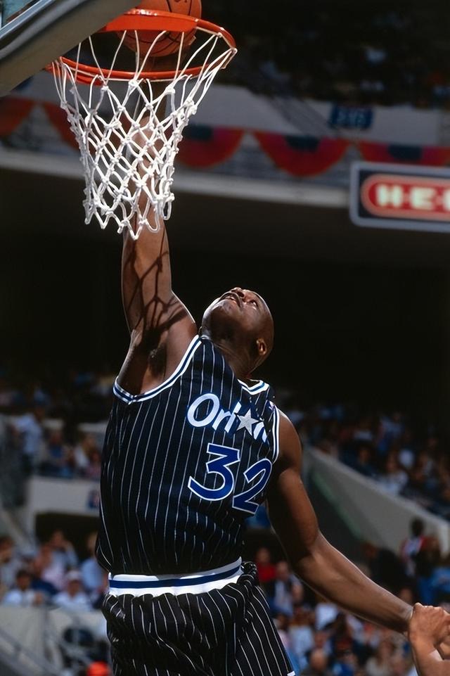 NBA战报：约翰逊30分12板12助，老鹰131-116轻取奇才（NBA快讯：约翰逊砍30分12板12助，老鹰131-116击退奇才）