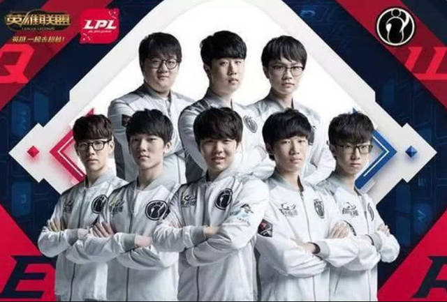 四射的对决 四射的对决